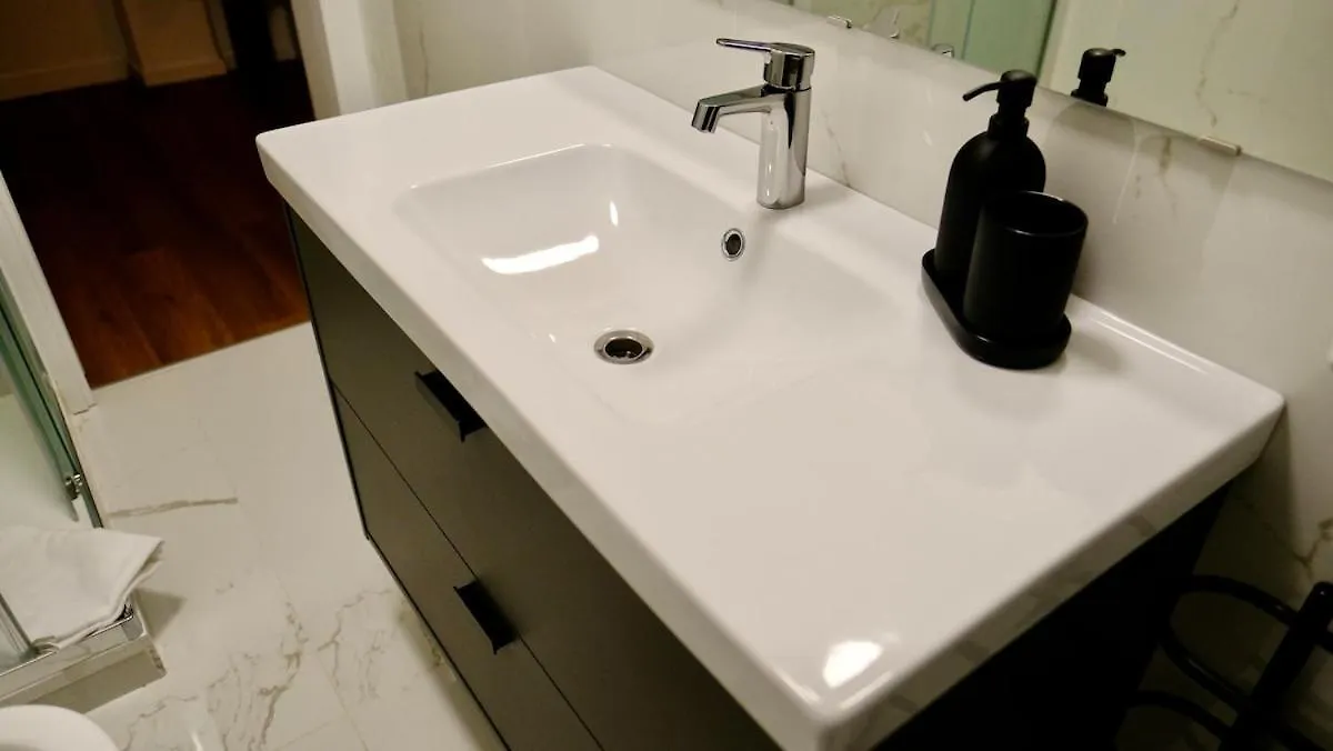 Appartamento La Nuova Casa Di Zia - Near Metro A Ponte Lungo Roma Italia
