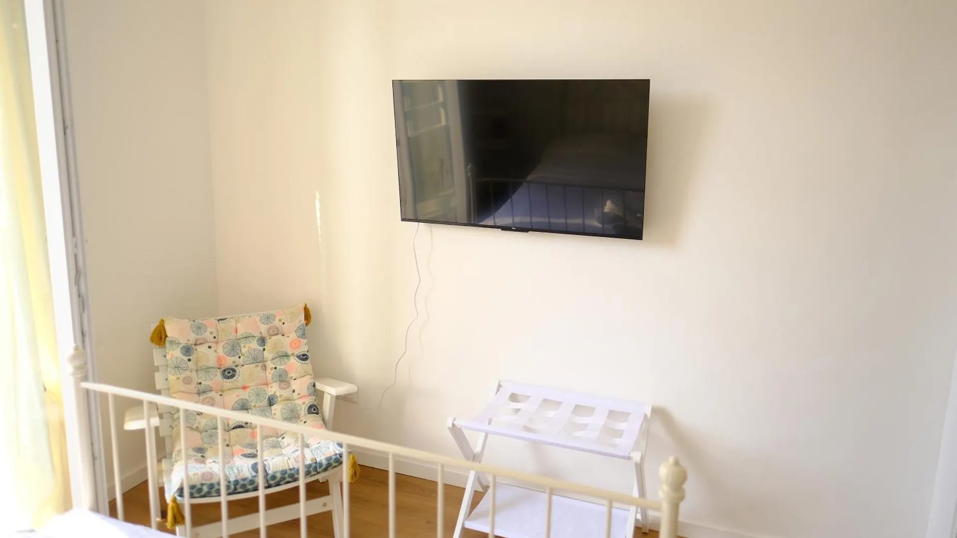 Appartamento La Nuova Casa Di Zia - Near Metro A Ponte Lungo Roma 0*,  Italia