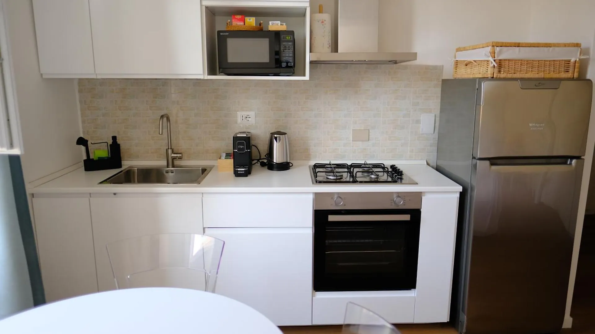 Appartamento La Nuova Casa Di Zia - Near Metro A Ponte Lungo Roma 0*,  Italia